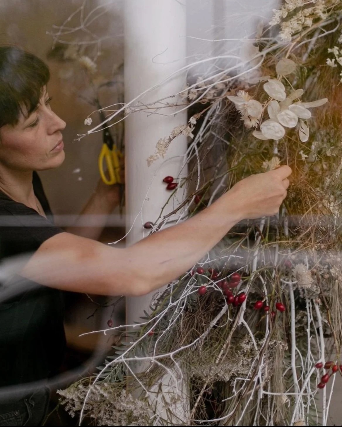  Lunaria Bruton Somerset: Deborah Bain’s Architectural Floristry, Weddings and Floral Installations | The Aficionados