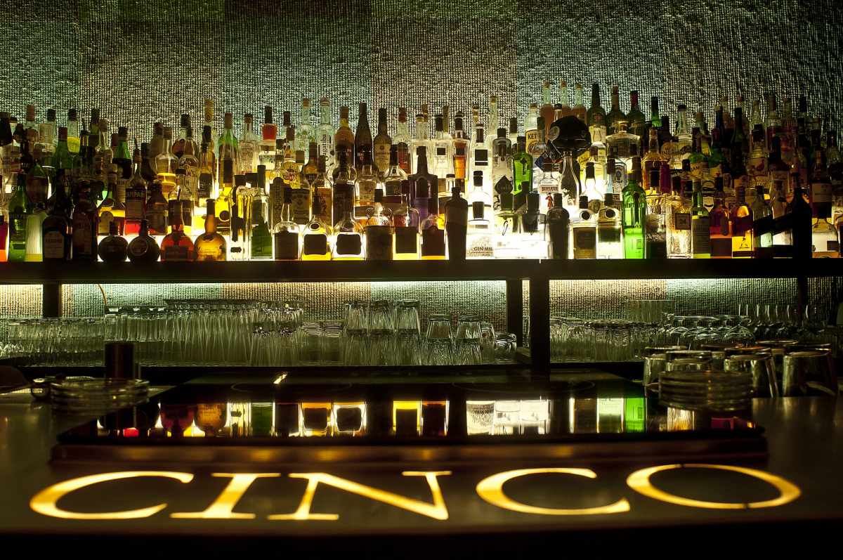 CINCO Lounge, Lisbon, Portugal, design, shop, art, travel