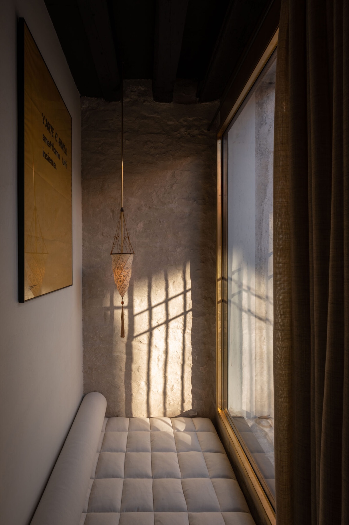 Yellow Pages: Sunshine Tones in Design, Travel & Colour Led Boutique Hotel Style