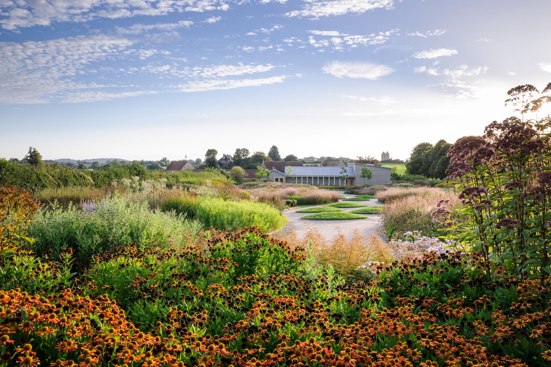 At Durslade Farm in Bruton, Hauser & Wirth Somerset fuses art, architecture and landscape with exhibitions, Piet Oudolf’s gardens, Roth Bar, Da Costa restaurant and farm shop: a cultural campus rooted in Somerset.