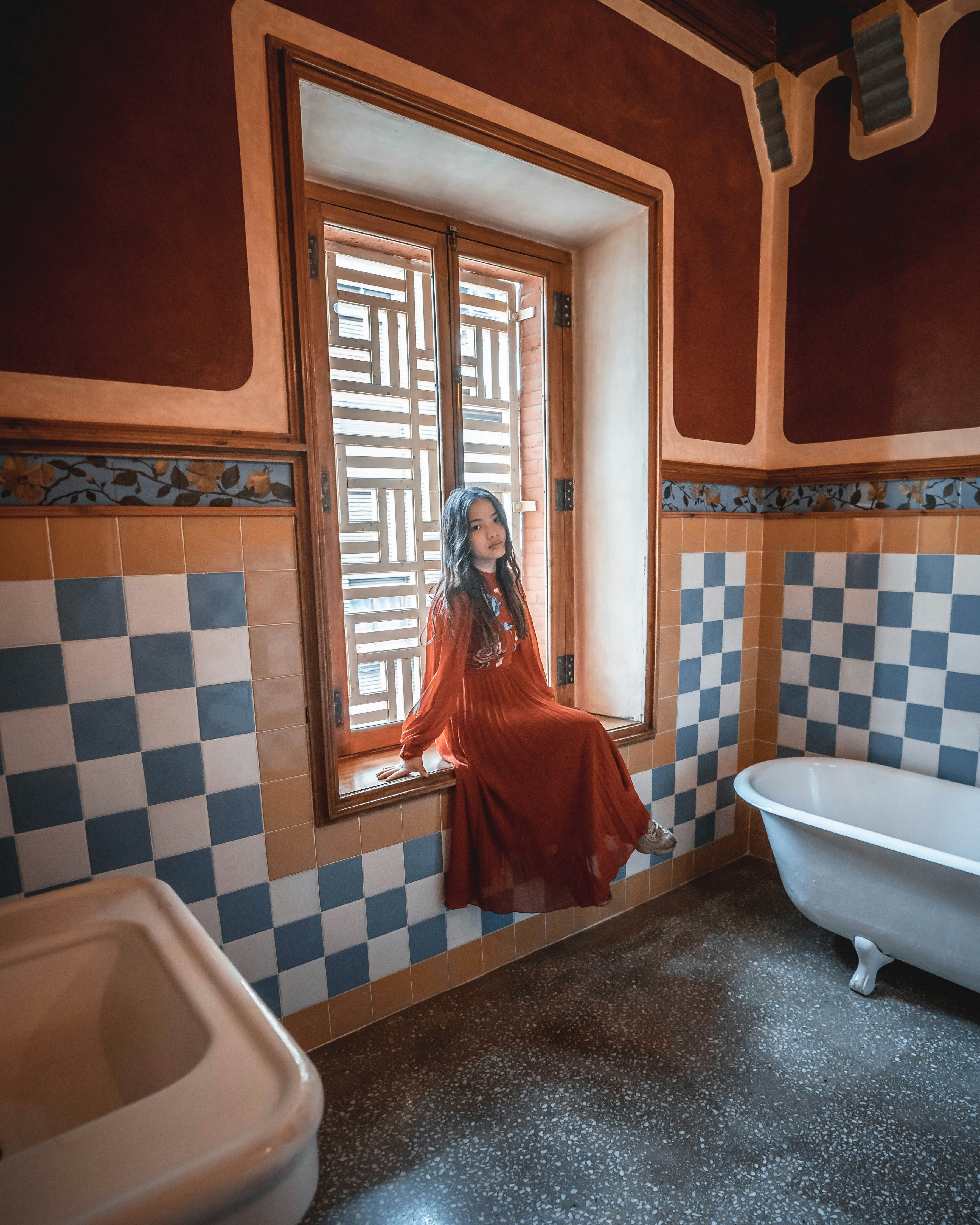 Casa Vicens Barcelona by Antoni Gaudí, facade, catalan achitecture,tiles   Casa Vicens Gaudi | Guide to Barcelona | The Aficionados 