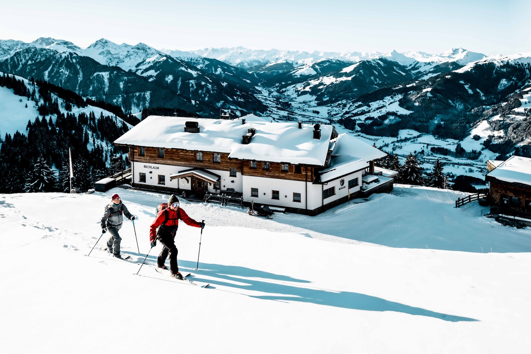 Kitzbühel Skiing Guide, World Cup Slopes and Alpine Flow in Austria