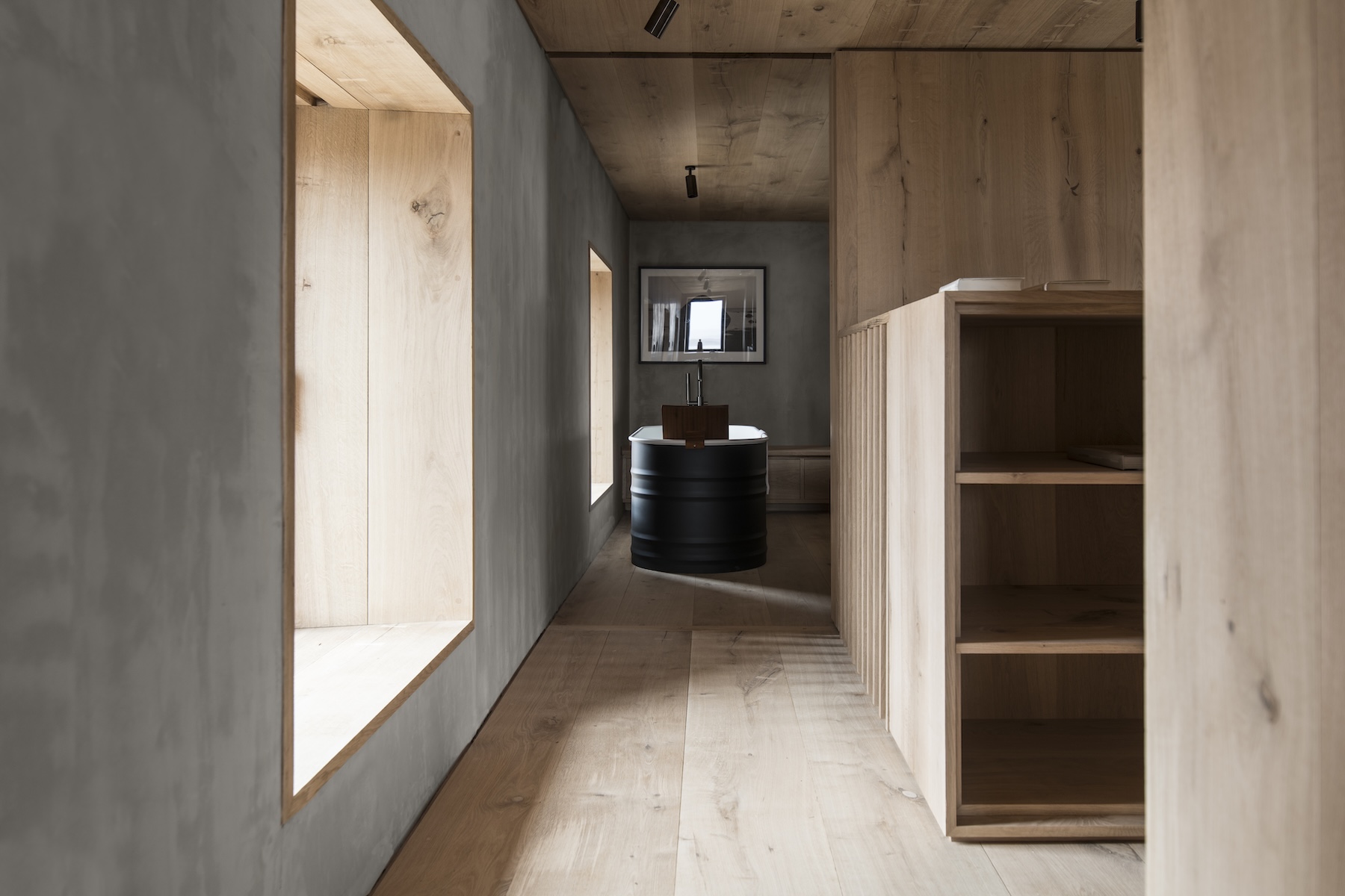Agape: Sculptural Bathroom Design Across Iconic Hotels | The Aficionados 