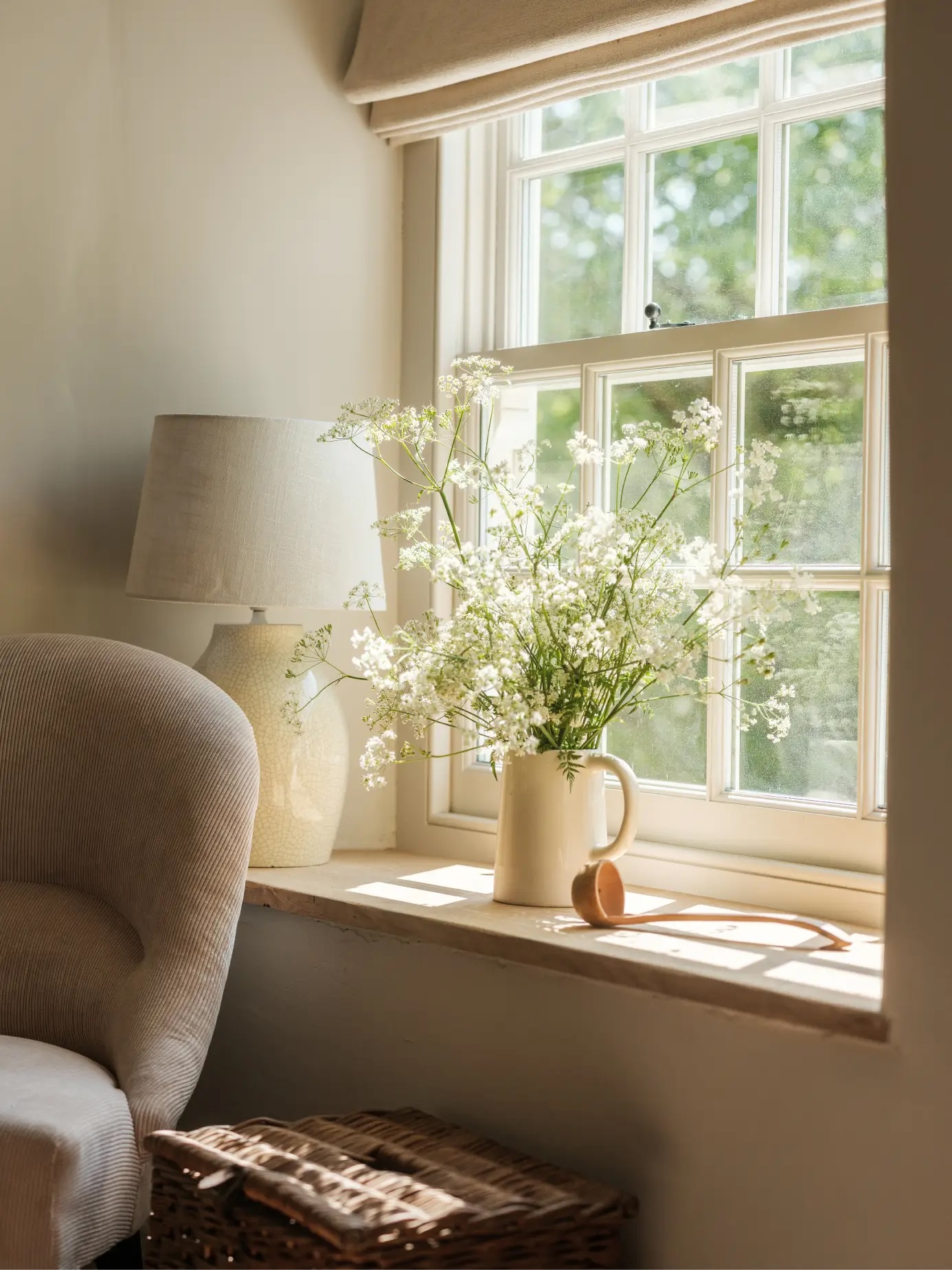 Sash window, gaze onto the green countryside contemnporary interiors Designed by Johnny Smith of Smith & Willis|Osip Bruton Somerset, England – Michelin Star Dining & Rooms | The Aficionados