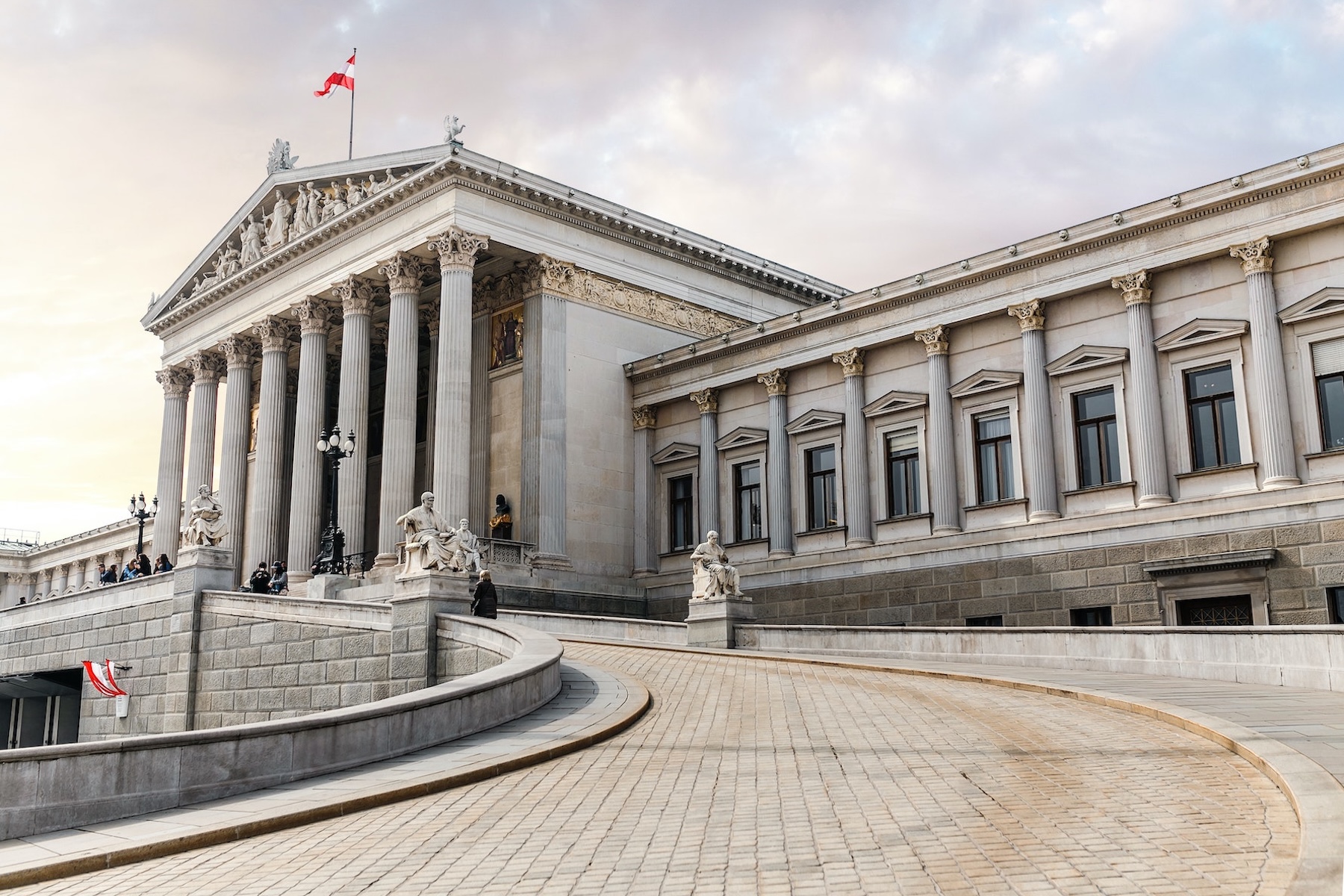 Austrian Cities | Discover the beautiful culture of Vienna, Salzburg, Innsbruck & Hall