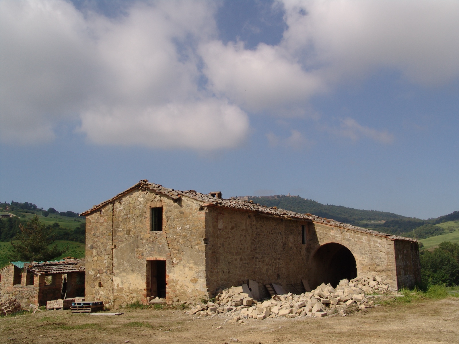 Restoration Stories Follonico Guesthouse | The Aficionados
