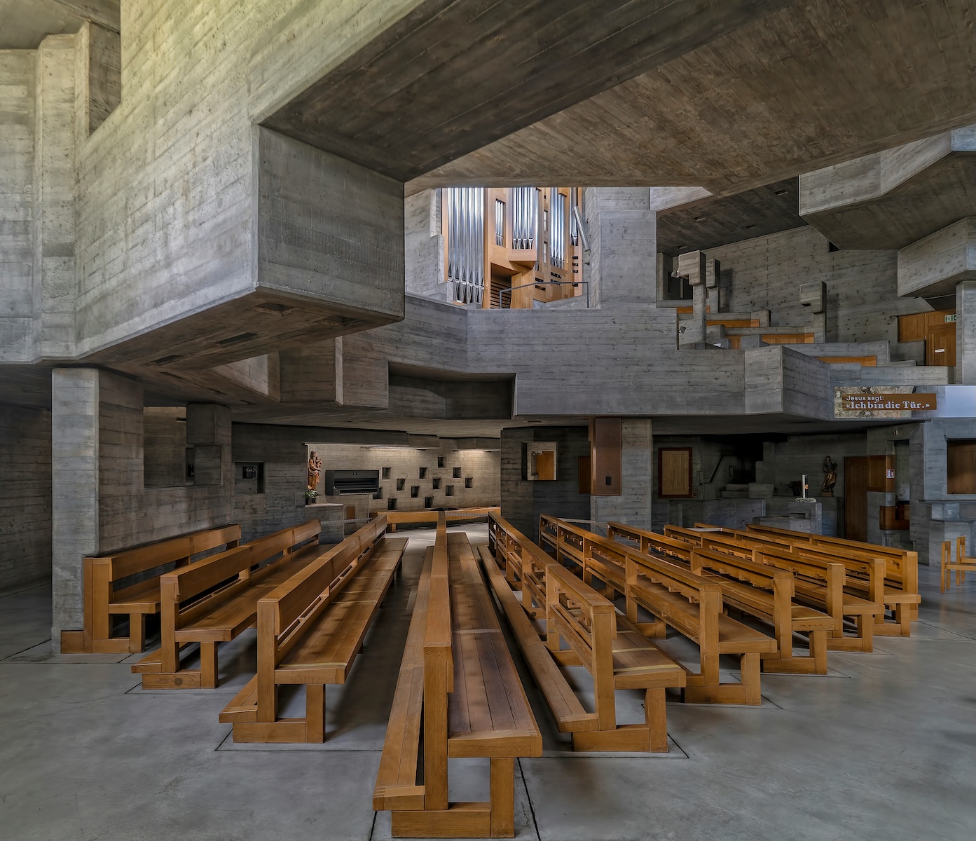 L’Eglise Saint-Nicolas d’Hérémence |  St Nicholas’ Church in the Swiss town of Hérémence | Architect Walter Maria Förderer