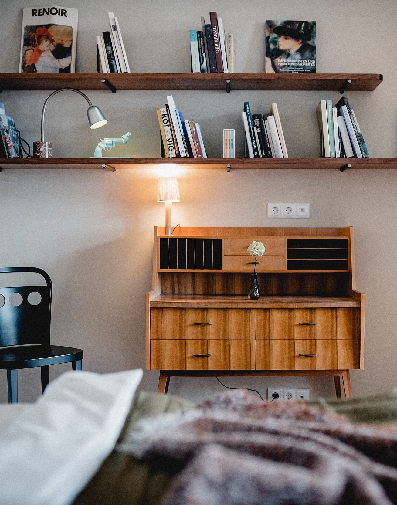 Love, Peace + Design fuse in Vienna for a new artsy hotel suite inspired by Lennon, Corbusier and the United Nations.