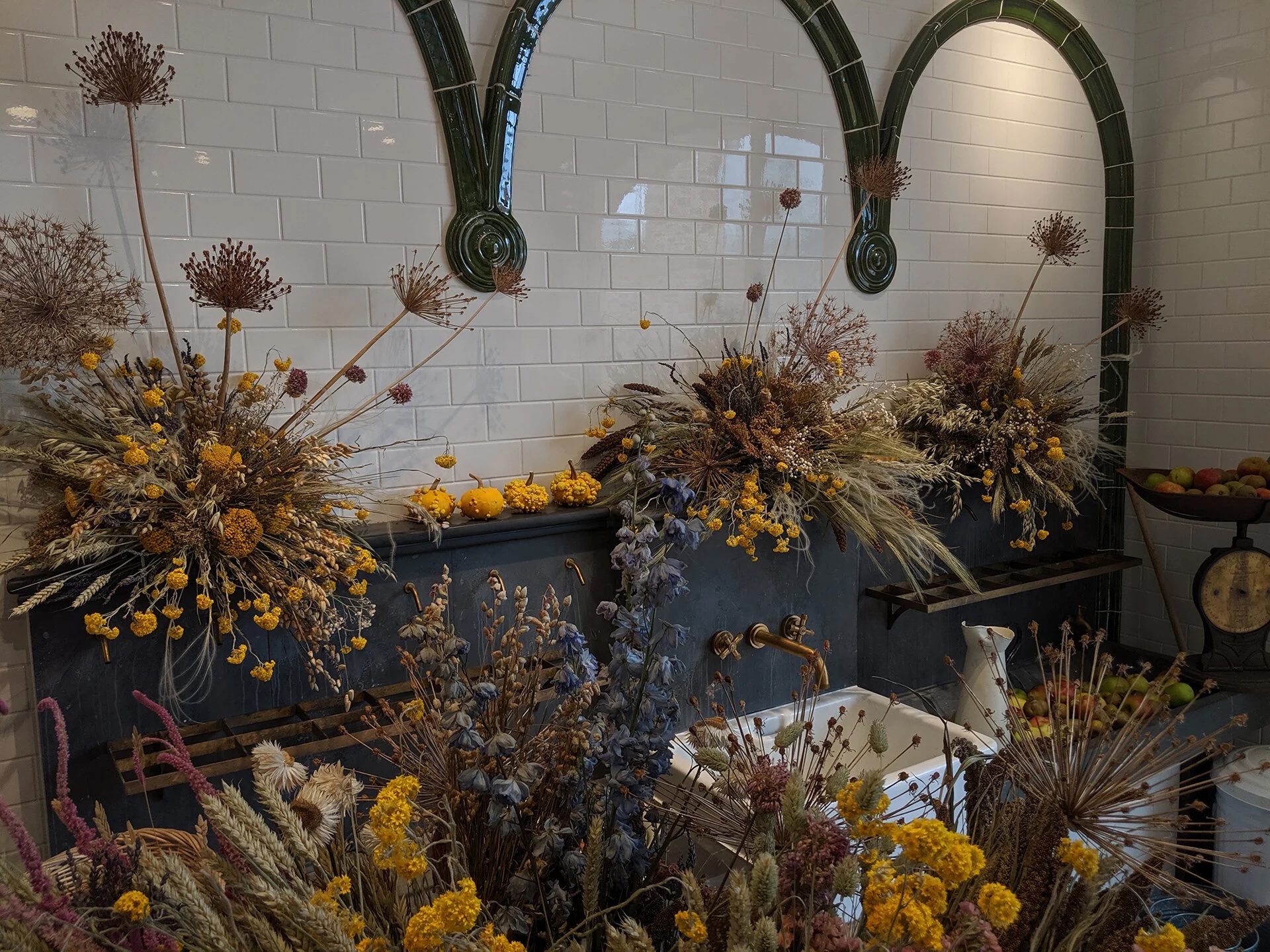  Lunaria Bruton Somerset: Deborah Bain’s Architectural Floristry, Weddings and Floral Installations | The Aficionados