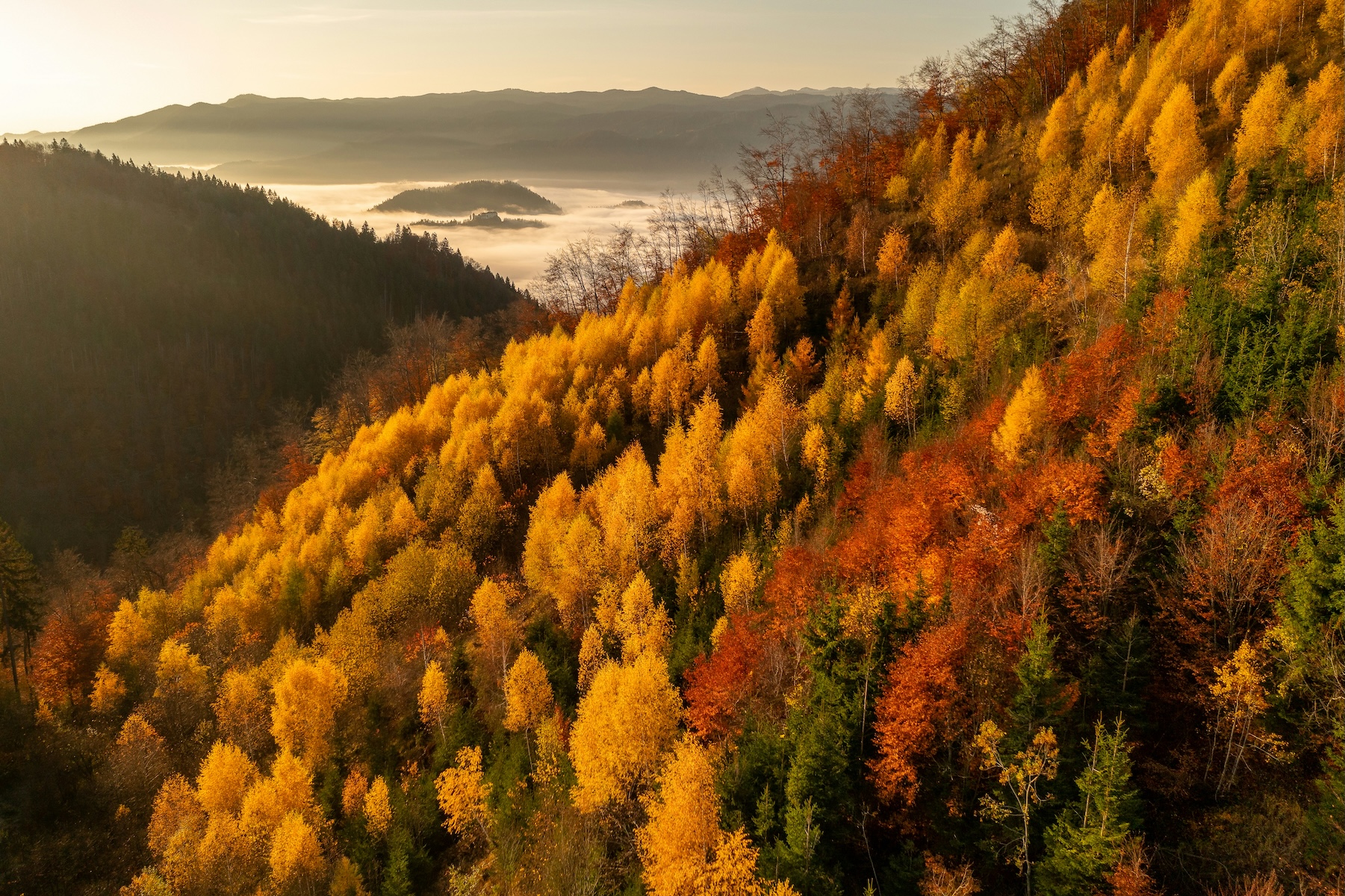 Indian Summer, autumn, Alps, Alpine, hotel, travel, Gold-Bergs