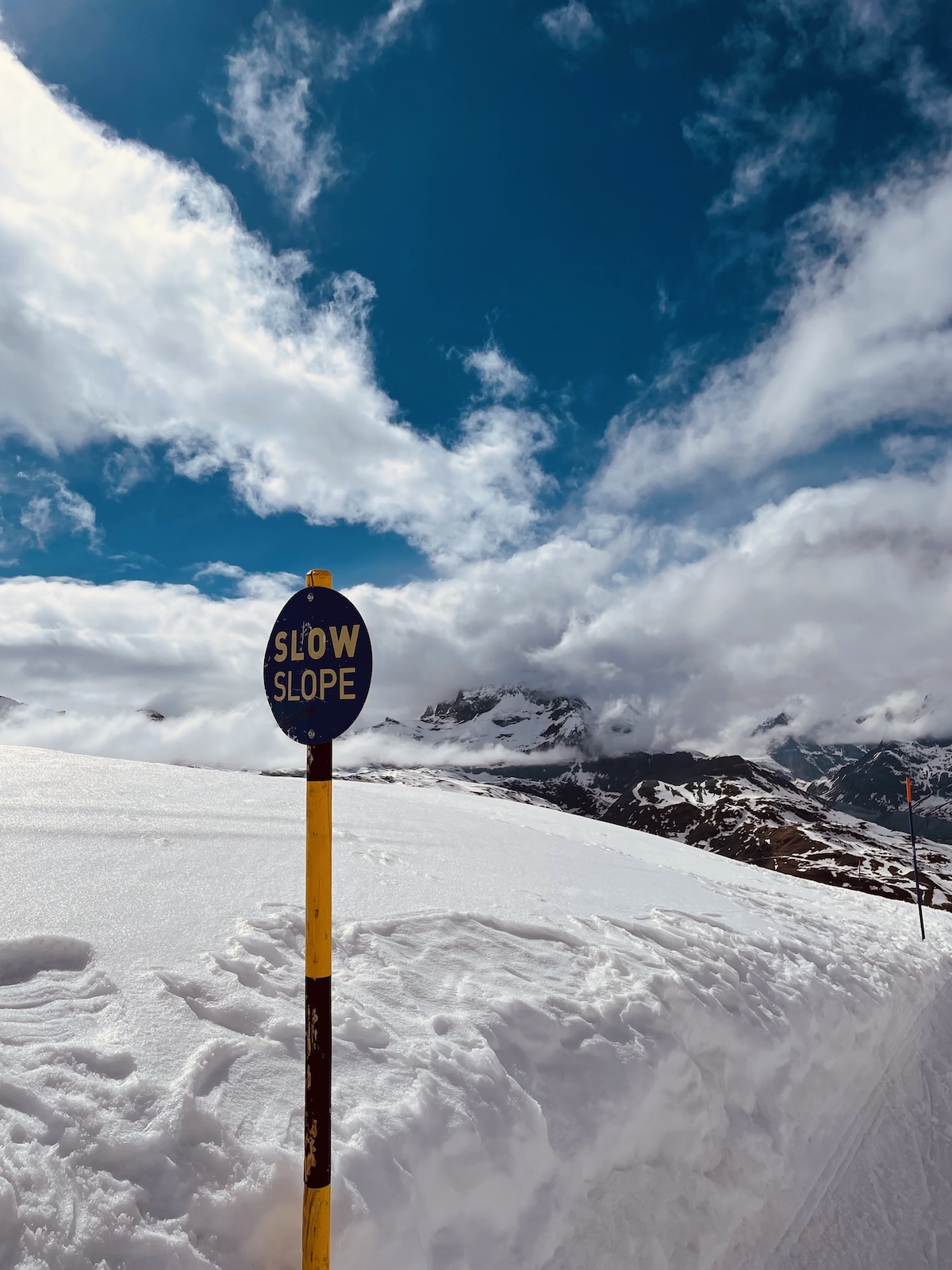 Where to Ski in the Alps | Skiing Guide to the Pistes | The Aficionados 