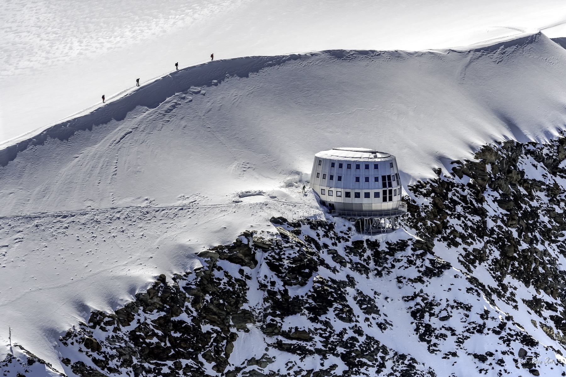 Refuge du Goûter Mont Blanc | Cool Architecture the The French Alps 