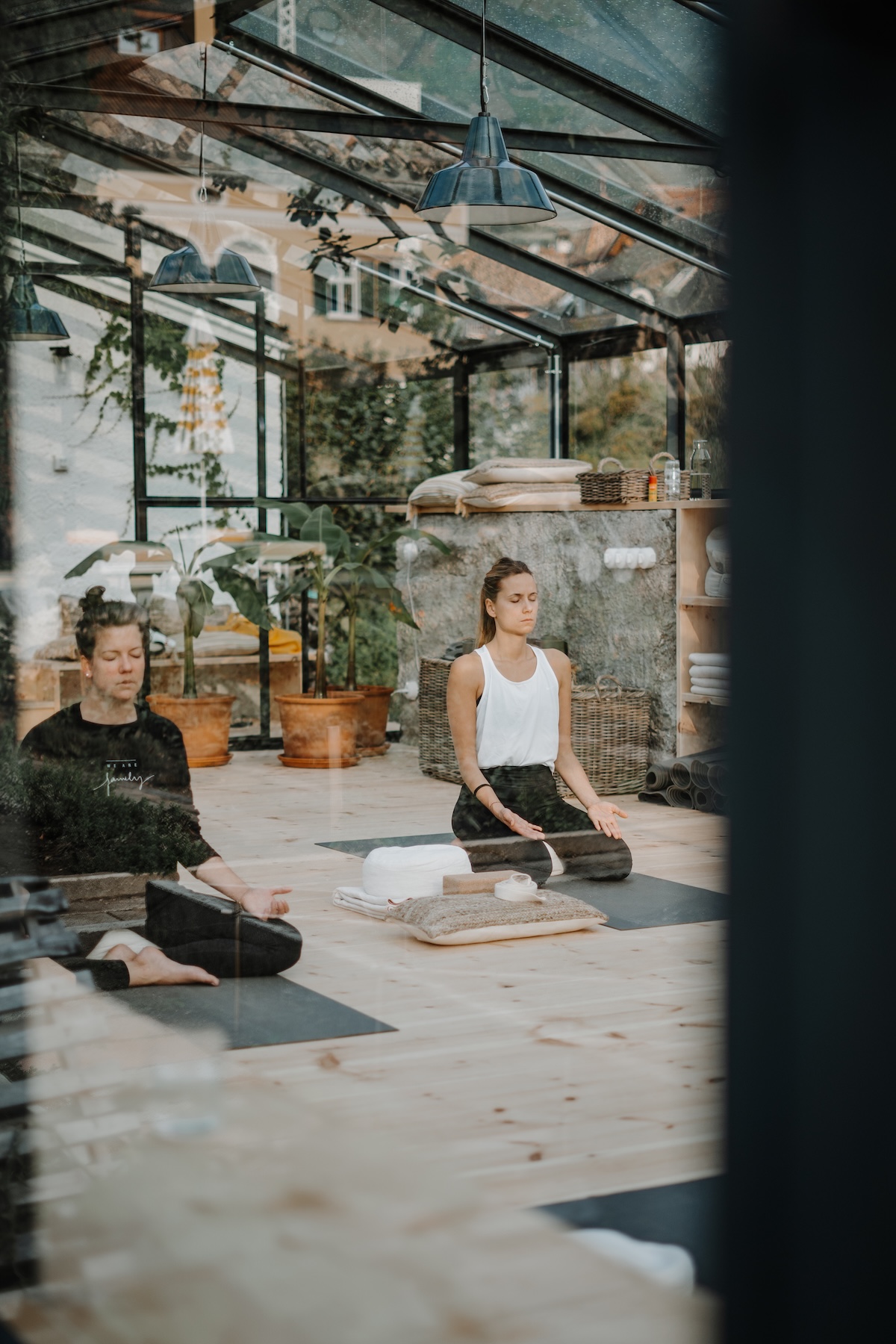 Design-Led Wellness Retreats: Alpine Spas, Sound Temples & Yoga