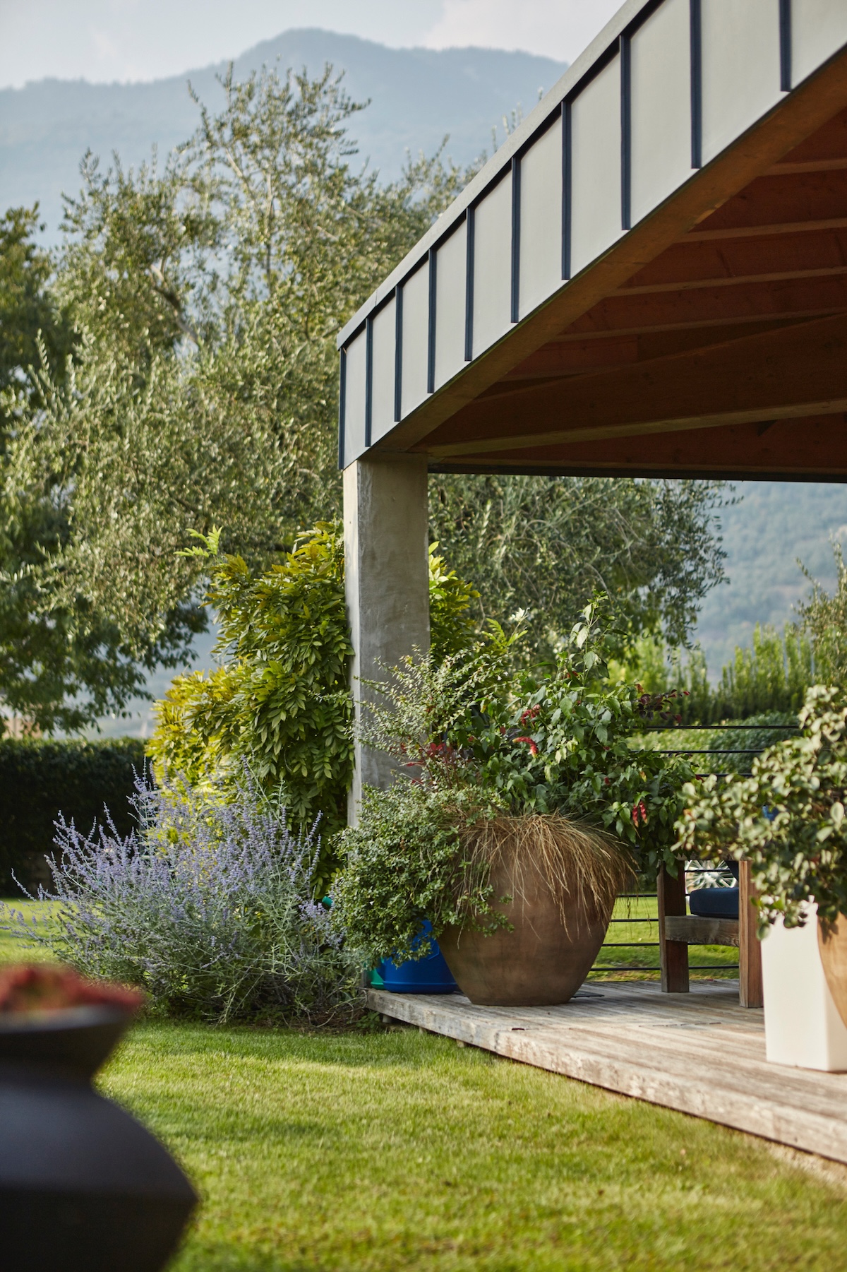 Why staying at Vivere Suites and Rooms enhances your experience of Lake Garda.